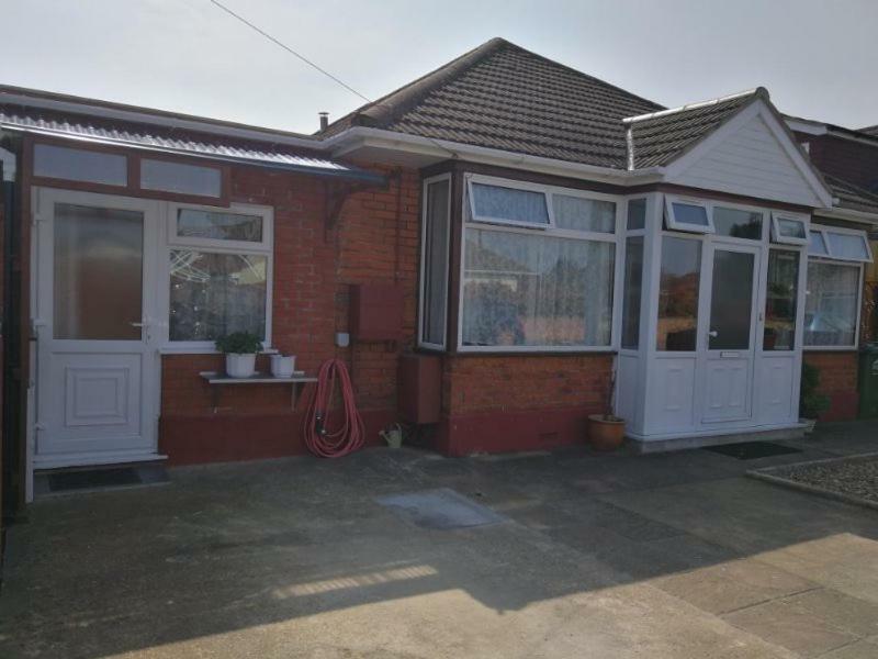 Rest Room Near To Heathrow Airport Ashford  Esterno foto