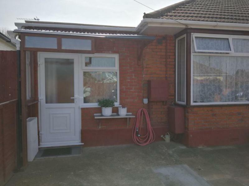 Rest Room Near To Heathrow Airport Ashford  Esterno foto